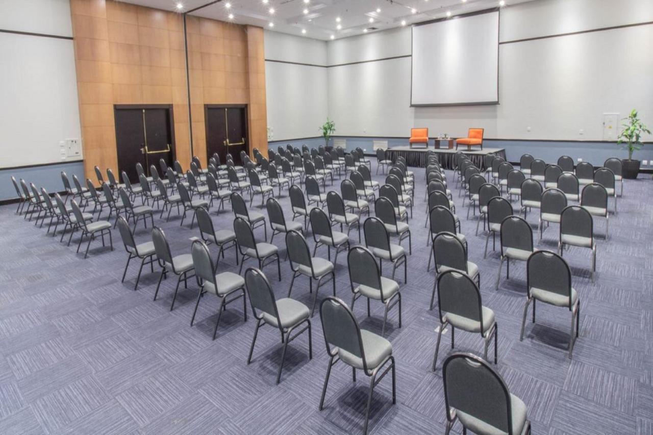 Marriott Sao Paulo Airport Hotel Гуарульюс Экстерьер фото The main conference room